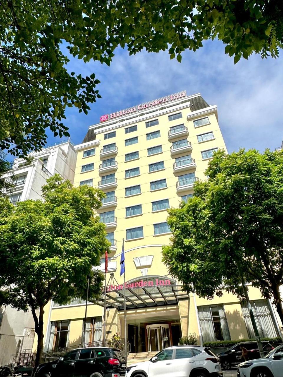 Hilton Garden Inn Hanoi Exterior photo